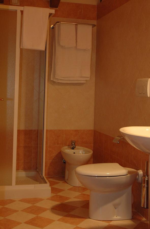 Hotel Il Borghetto Bariano Экстерьер фото