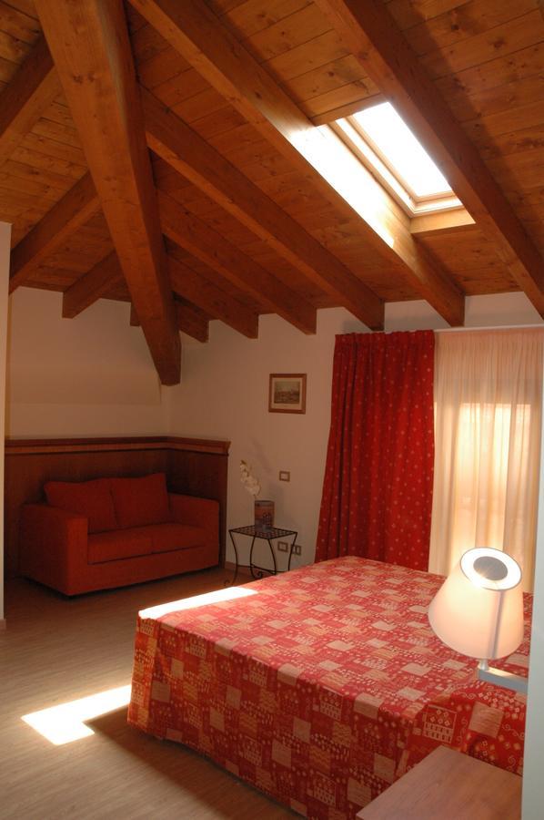 Hotel Il Borghetto Bariano Экстерьер фото